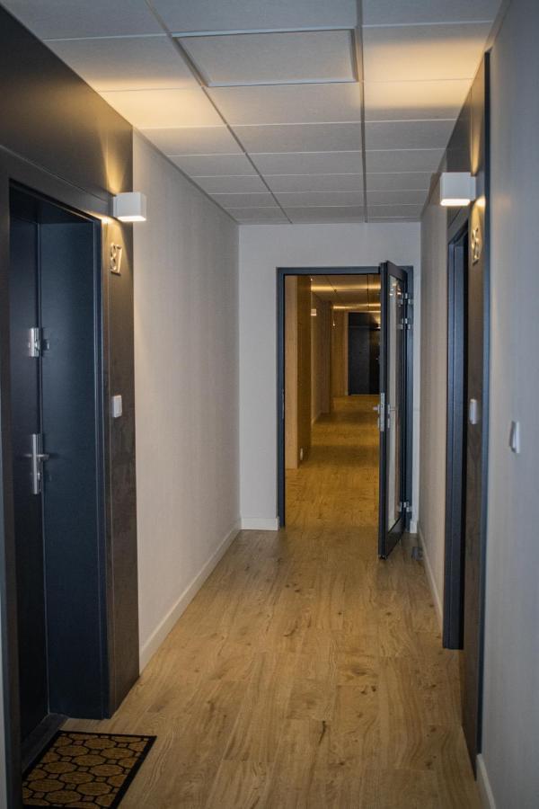 Urban Space Apartament 80 - Free Parking 弗罗茨瓦夫 外观 照片